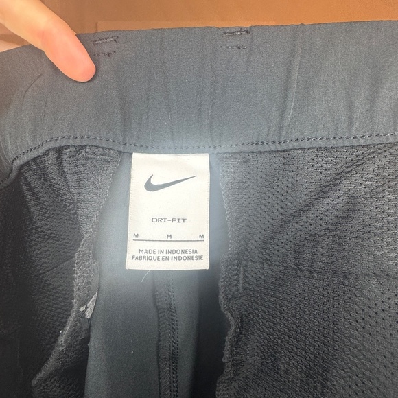 Nike Dri-Fit Black Athletic Shorts – Women’s M - Picture 3 of 3